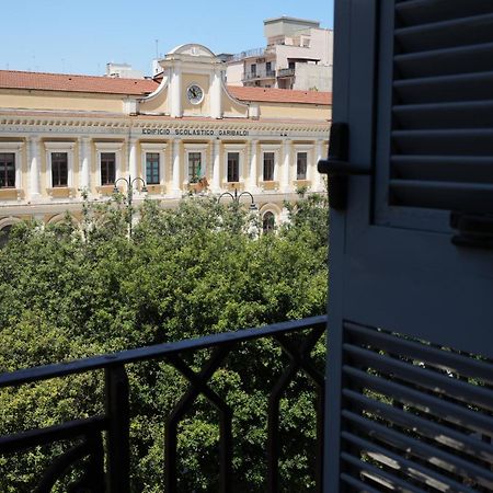 Palazzo Manzoni Apartments Bari Buitenkant foto